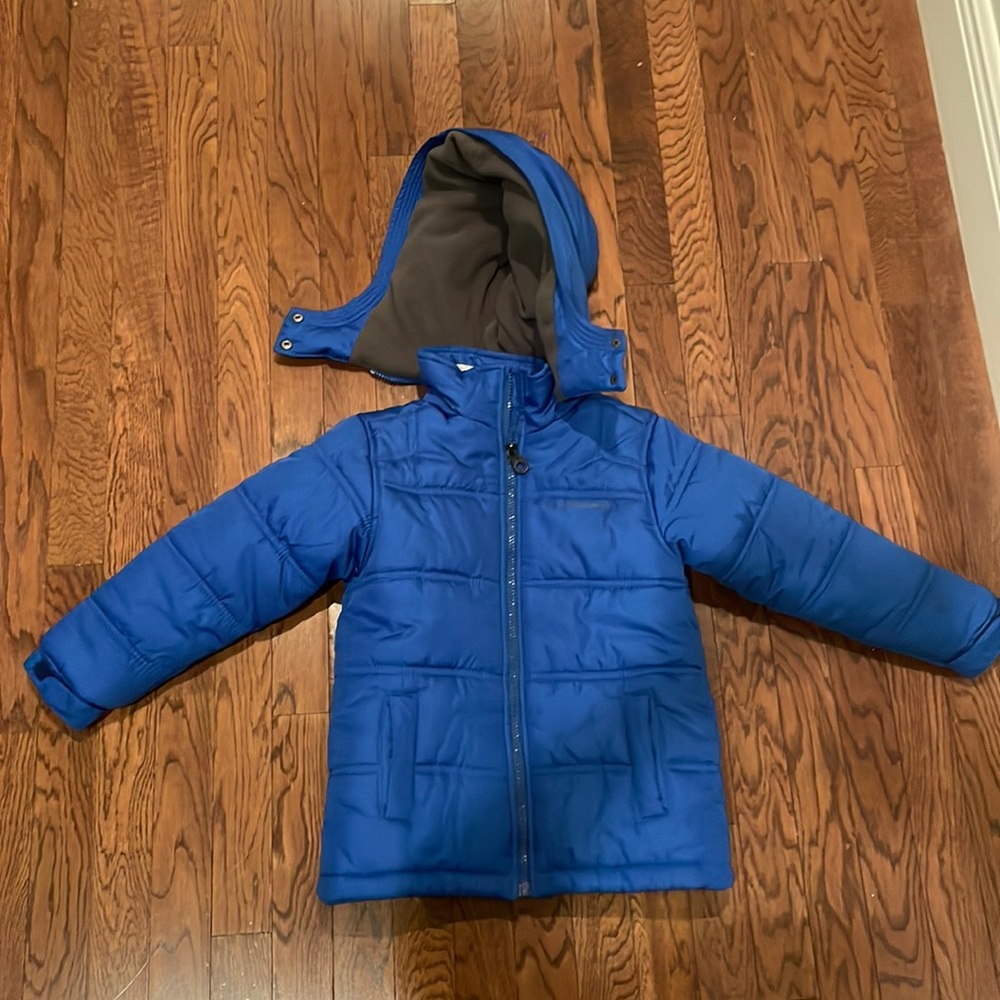 Calvin Klein winter coat in blue size medium kids